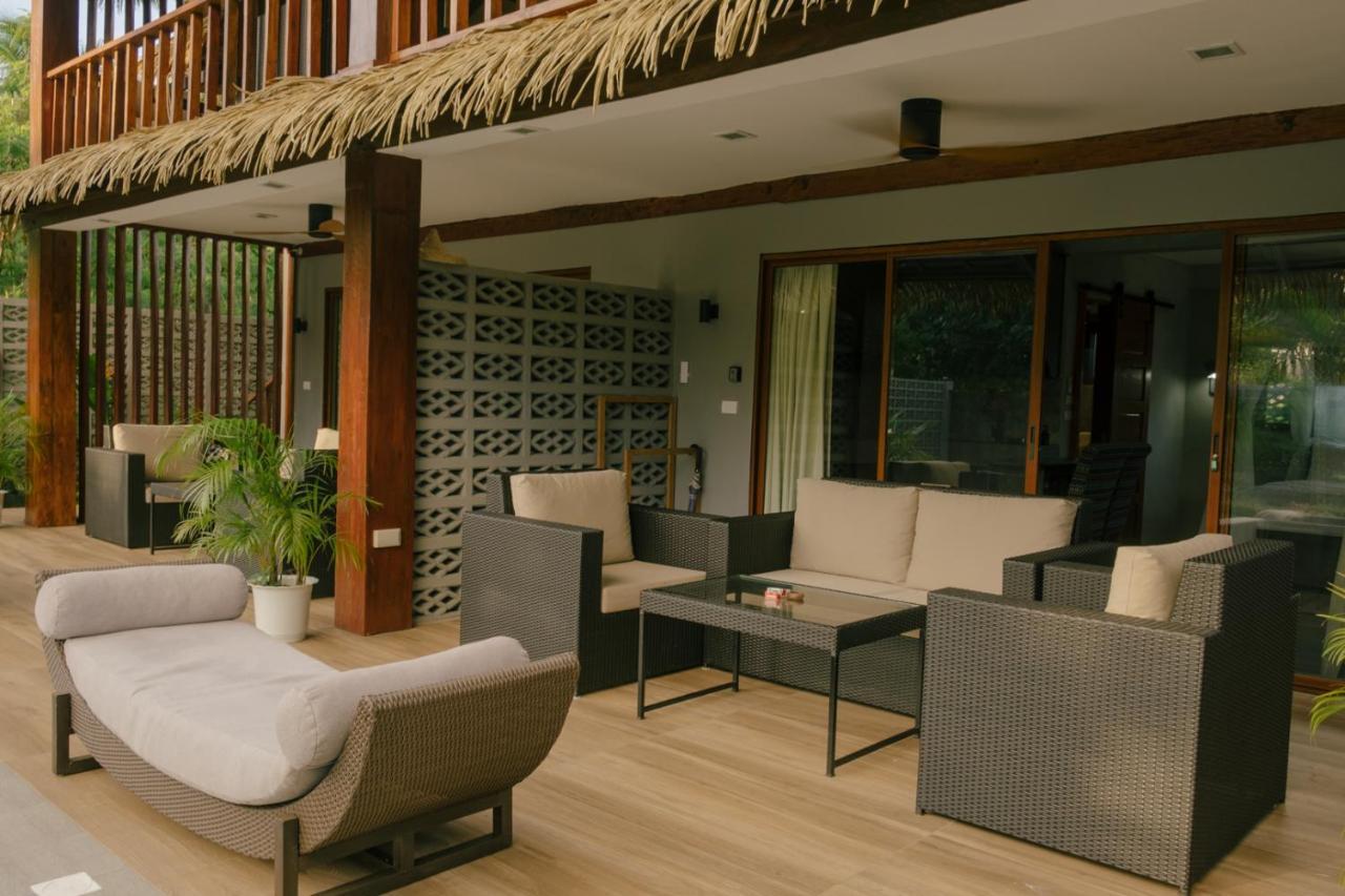 Domu Mia Villa Siargao ゼネラル・ルナ エクステリア 写真
